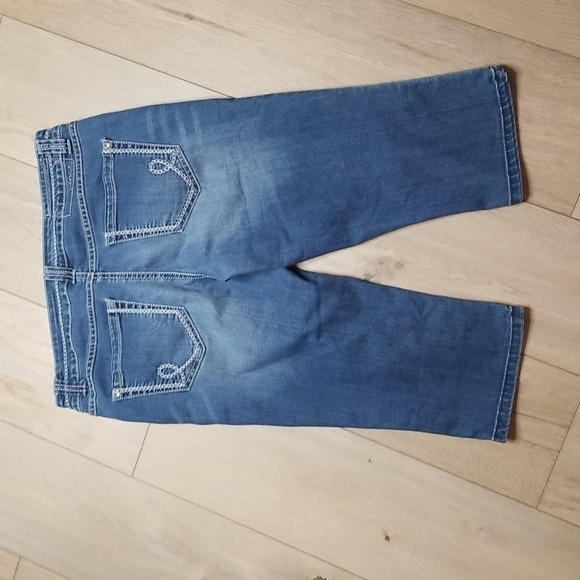 Inc. Cropped Jean's bling button braided stitching - Picture 6 of 6